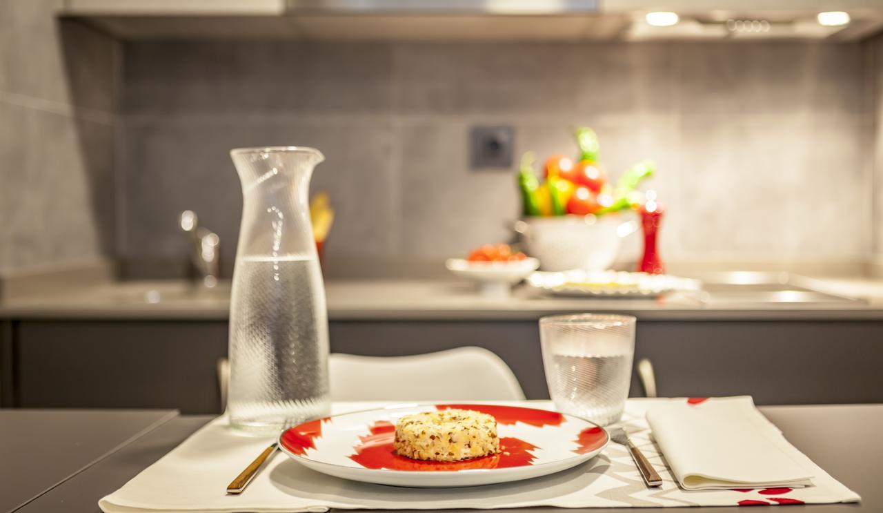 Apartahotel 5Dos5 Oviedo Dış mekan fotoğraf