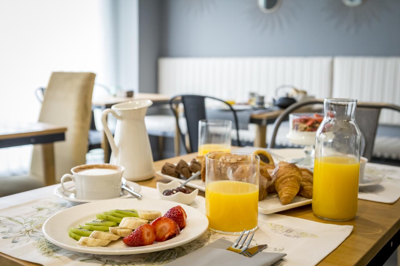 Apartahotel 5Dos5 Oviedo Dış mekan fotoğraf